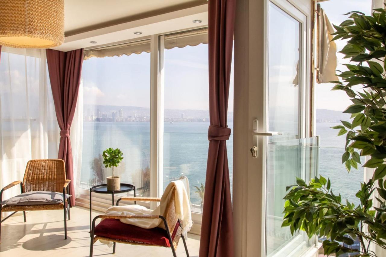 Exceptional Flat With Gorgeous Sea View In Izmir Leilighet Eksteriør bilde